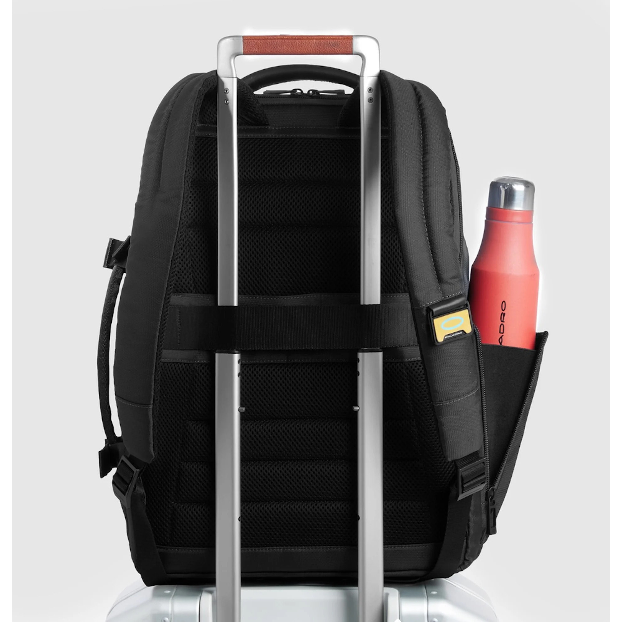 Piquadro Zaino da viaggio per PC e iPad® in tessuto e pelle, con protezioni antiurto e RFID