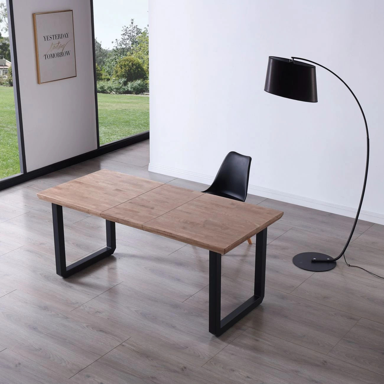 Mesa de comedor extensible con patas metálicas en negro y roble salvaje 140-220x80cm Roma Roble Honey - Negro