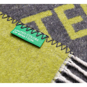 Manta 60% algodón y 40% de tejido acrílico en marrón y verde