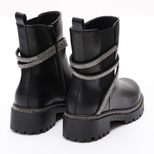 Stivaletti in simil pelle con applicazioni argentate