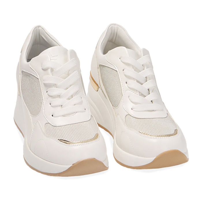 Zapatillas urbanas blancas, tacón de cuña de 6 cm