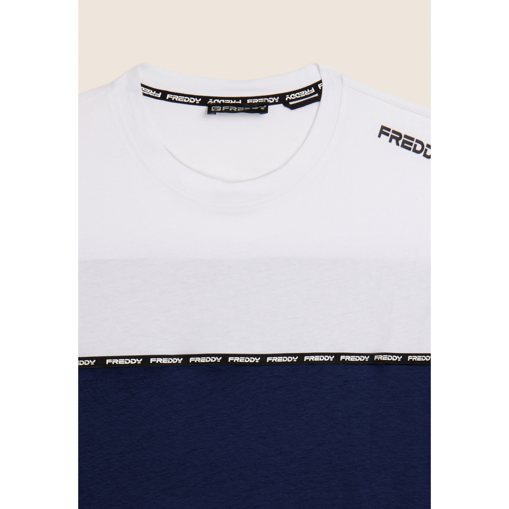 T-shirt colour block con inserto logato