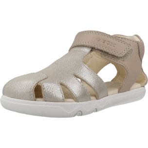 Sandalias Niña de la marca GEOX  modelo B SANDAL STEPPIEUP ORO