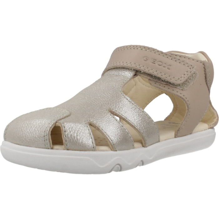 Sandalias Niña de la marca GEOX  modelo B SANDAL STEPPIEUP ORO