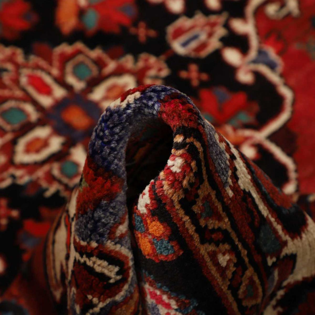 Tapis d'orient, motif oriental noué main en laine, GUTIGAL