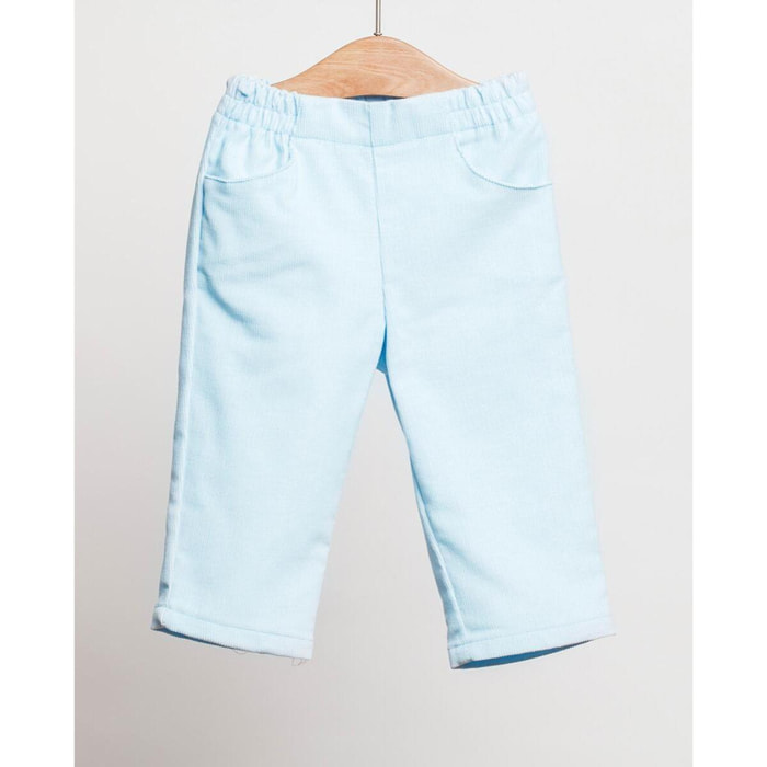 PANTALÓN CON BOLSILLOS LATERALES