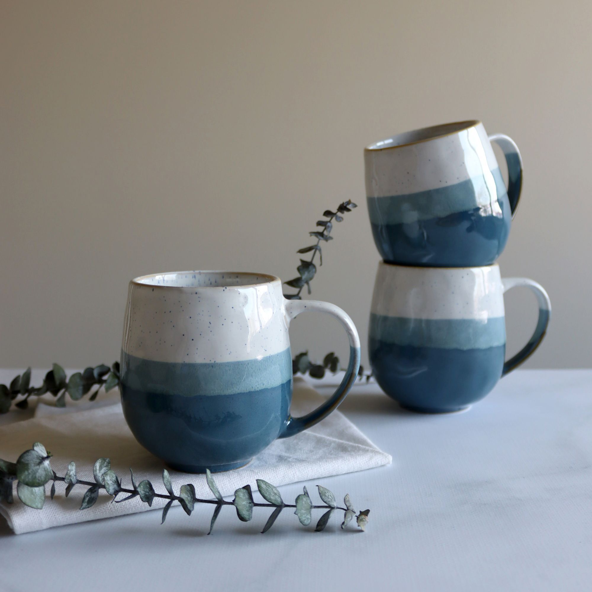 Lot de 6 mugs bleus en grès 44cl RIGA