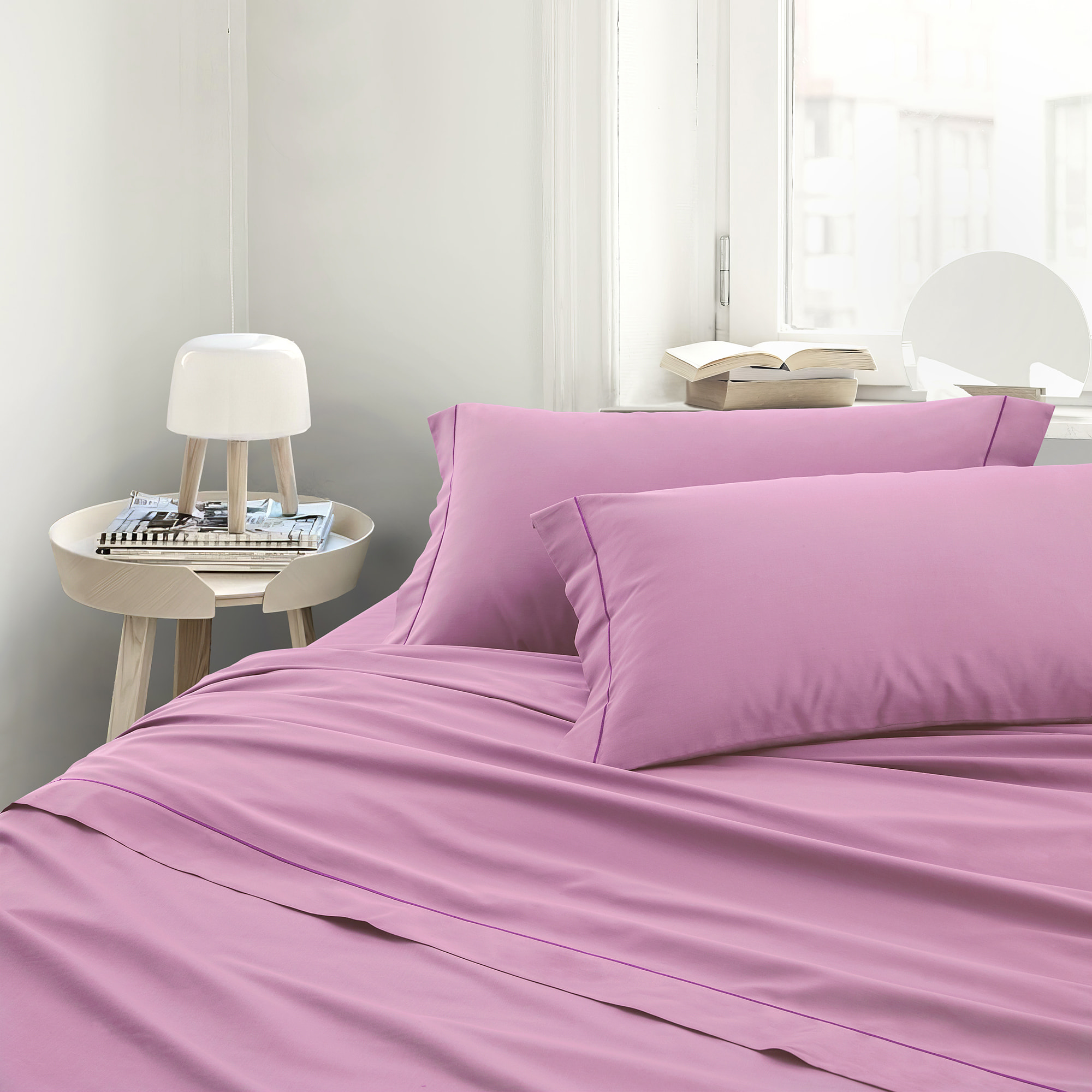 Completo letto in raso tinta unita malva opera