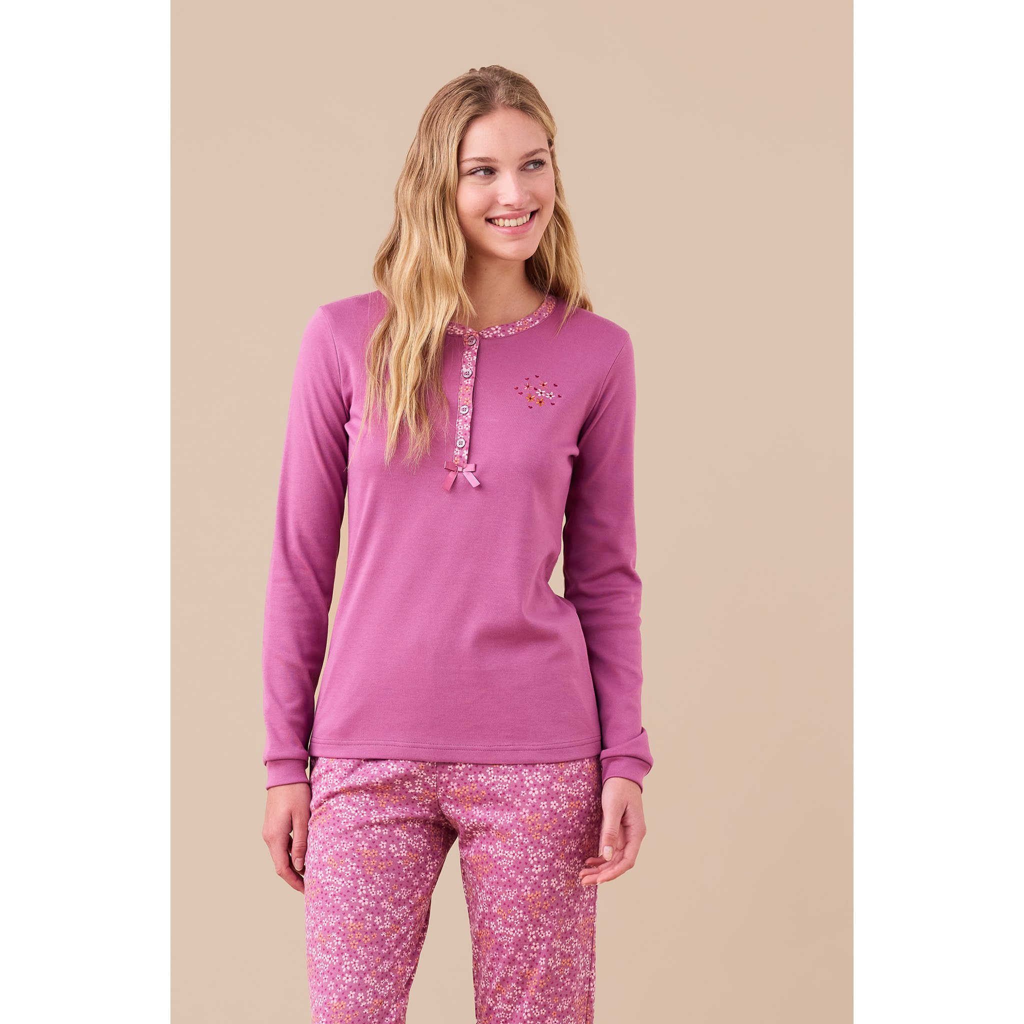 Pigiama donna caldo cotone articolo fiori. Noidinotte