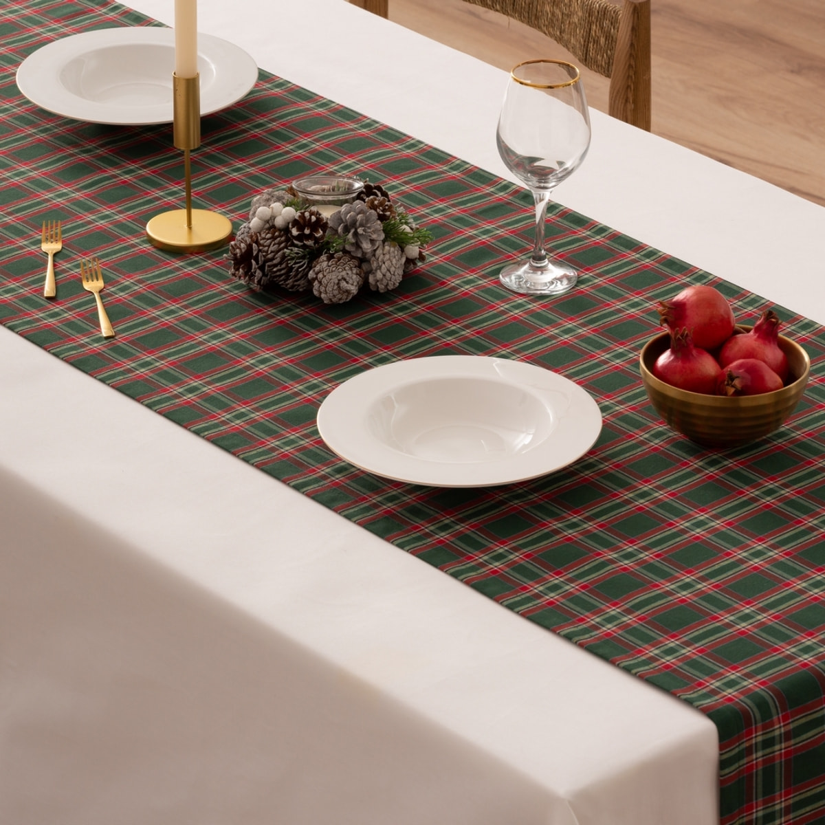 Camino de mesa NAIBI VERDE