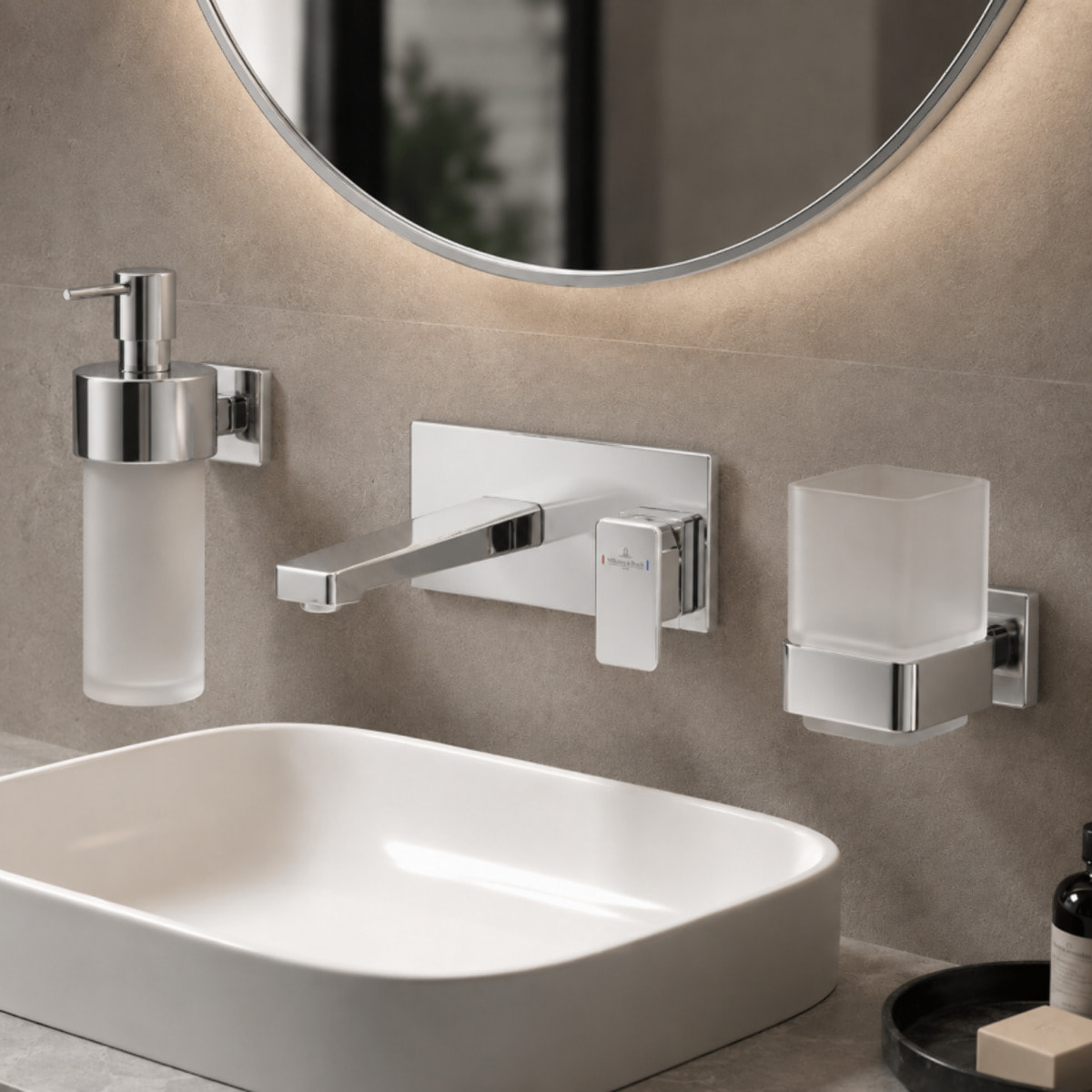 Porte-verre + Distributeur de savon VILLEROY & BOCH Elements Striking Chrome