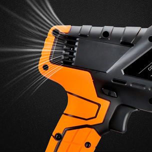 Sega a motore elettrico senza fili con 3000 rpm e batteria da 21V. Include 6 lame di diverse dimensioni per diversi tagli.