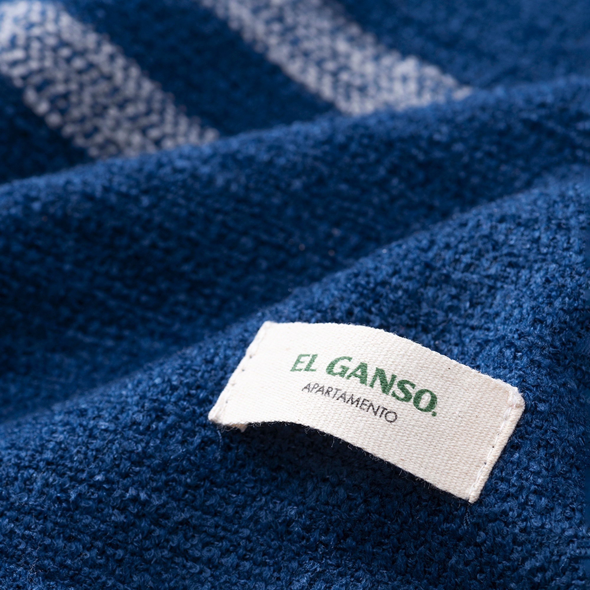 Manta de punto 140x190cm 340gr hilo teñido color azul marino el ganso