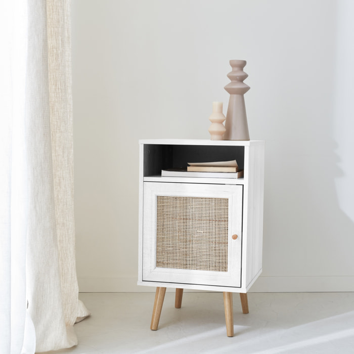 Table de chevet décor bois blanc en cannage - Bohème - 40x39x70cm. blanc - 2 niveaux - 1 porte - 1 espace de rangement - pieds scandinaves