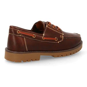 Zapatos náuticos elegantes con cordones