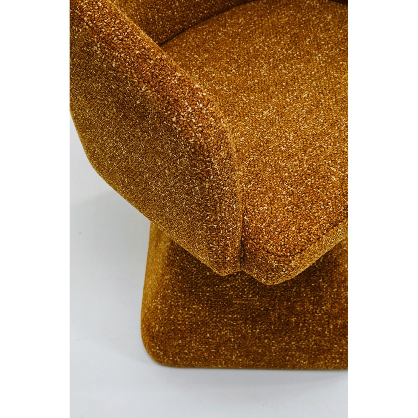 Chaise avec accoudoirs pivotante Melli marron Kare Design