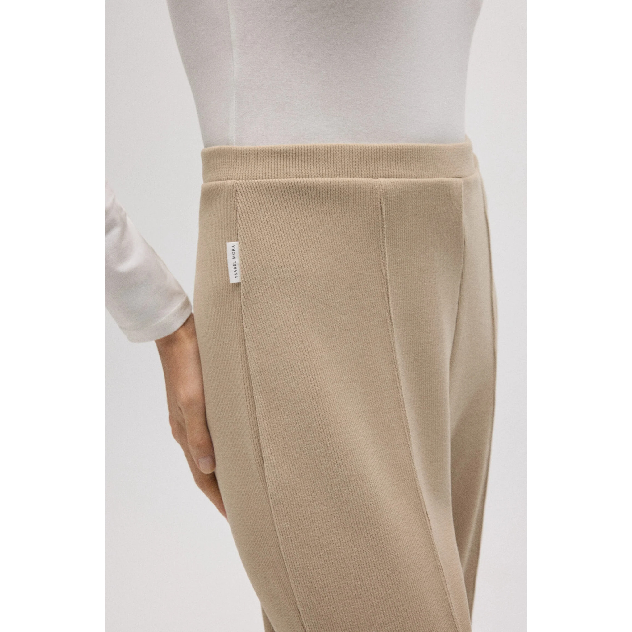 Pantaloni effetto velluto a coste beige