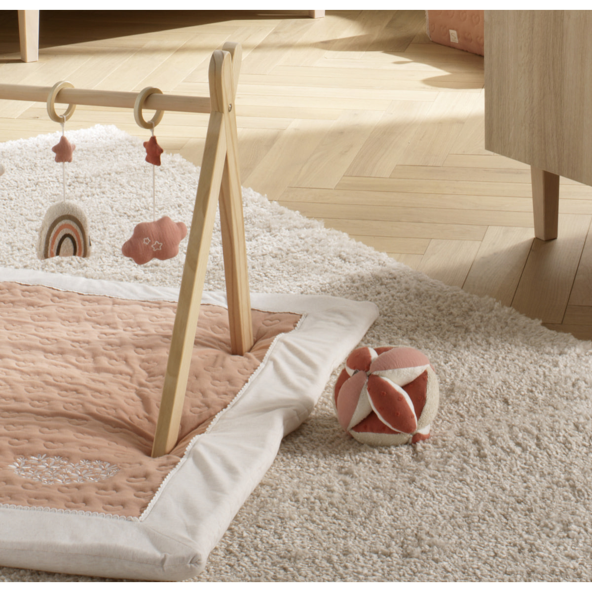 Balle sensorielle en coton bio et bouclette