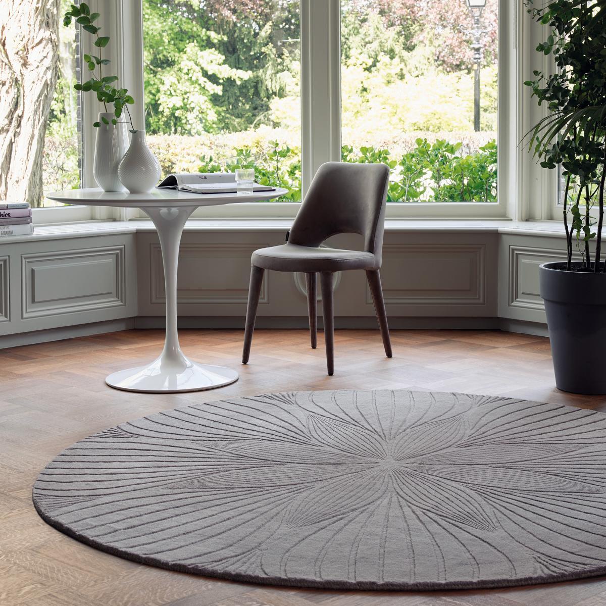 Tapis rond fait à la main en laine motif faux uni QUITA