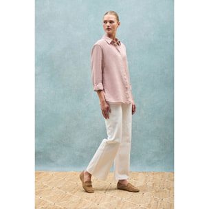 Camisa rosa taupe garment dye de lino con monograma bordado