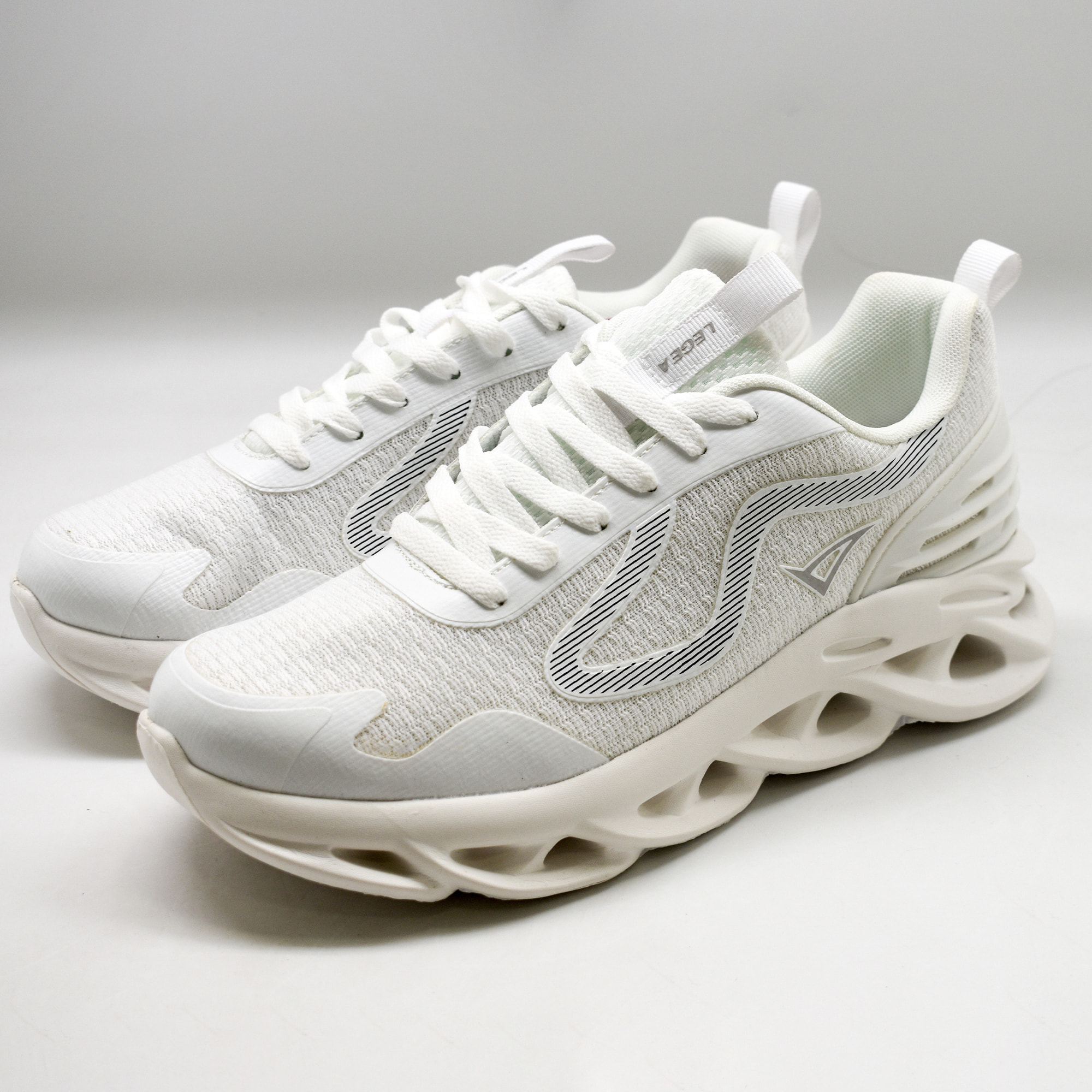 Scarpa sportiva DIMU bianca