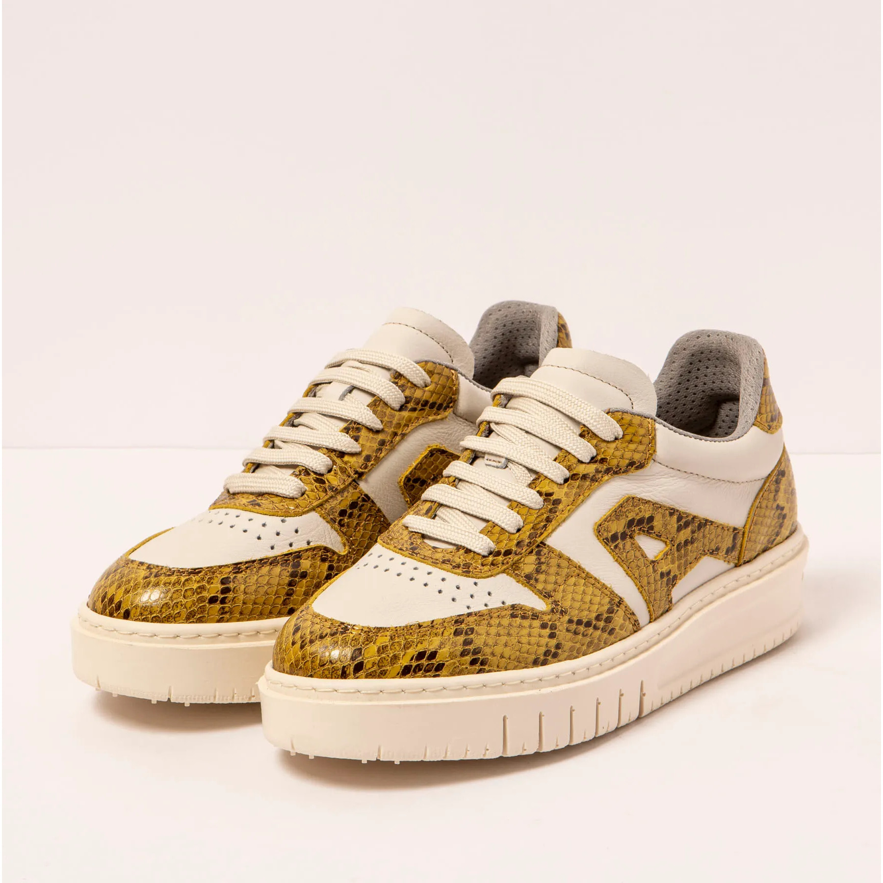 Zapatillas 1777 SNAKE LIMON-CREAM/BELLEVILLE color Limon-cream