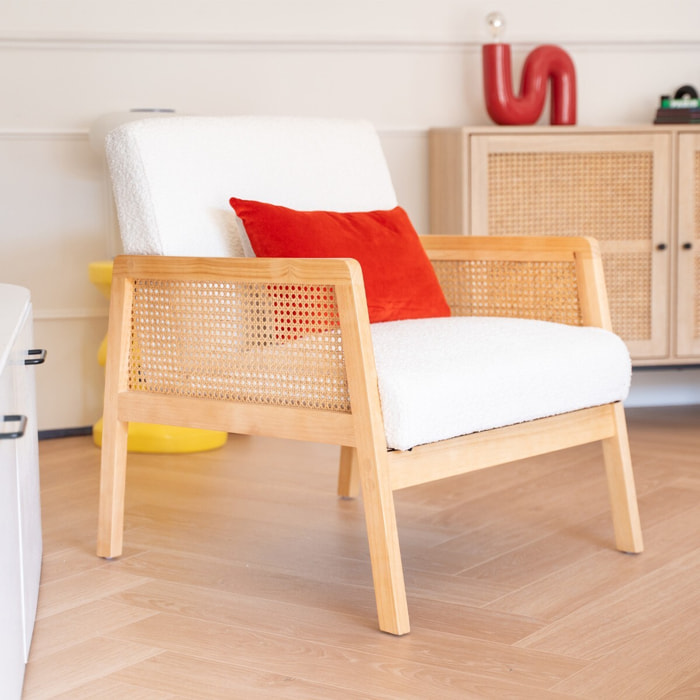 Fauteuil en cannage et tissu bouclé - MANI