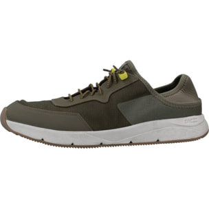 Sneakers de  Hombre de la marca CLARKS  modelo DAVIS LOW Green