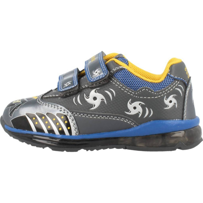 Zapatillas Niño de la marca GEOX  modelo B TODO B. C con luces GRIS