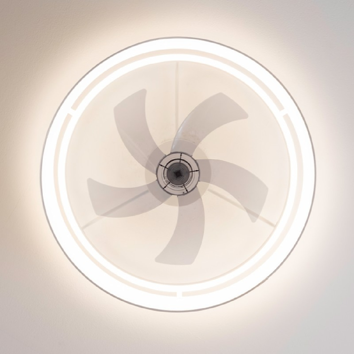 Ventilateurs de plafond EnergySilence LampAero 650 Beige Design Cecotec