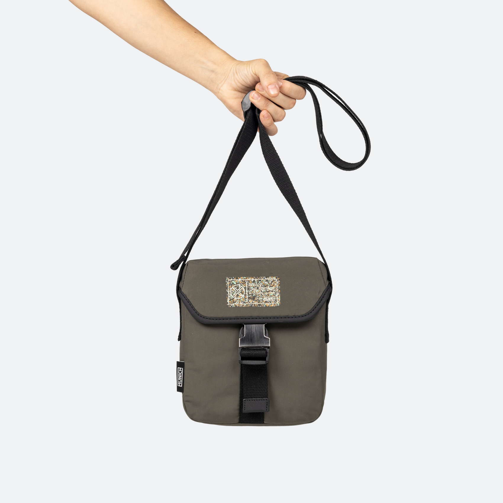 RECYCLED X 4.0 FW24 CROSSBODY BUCKLE KHAKI