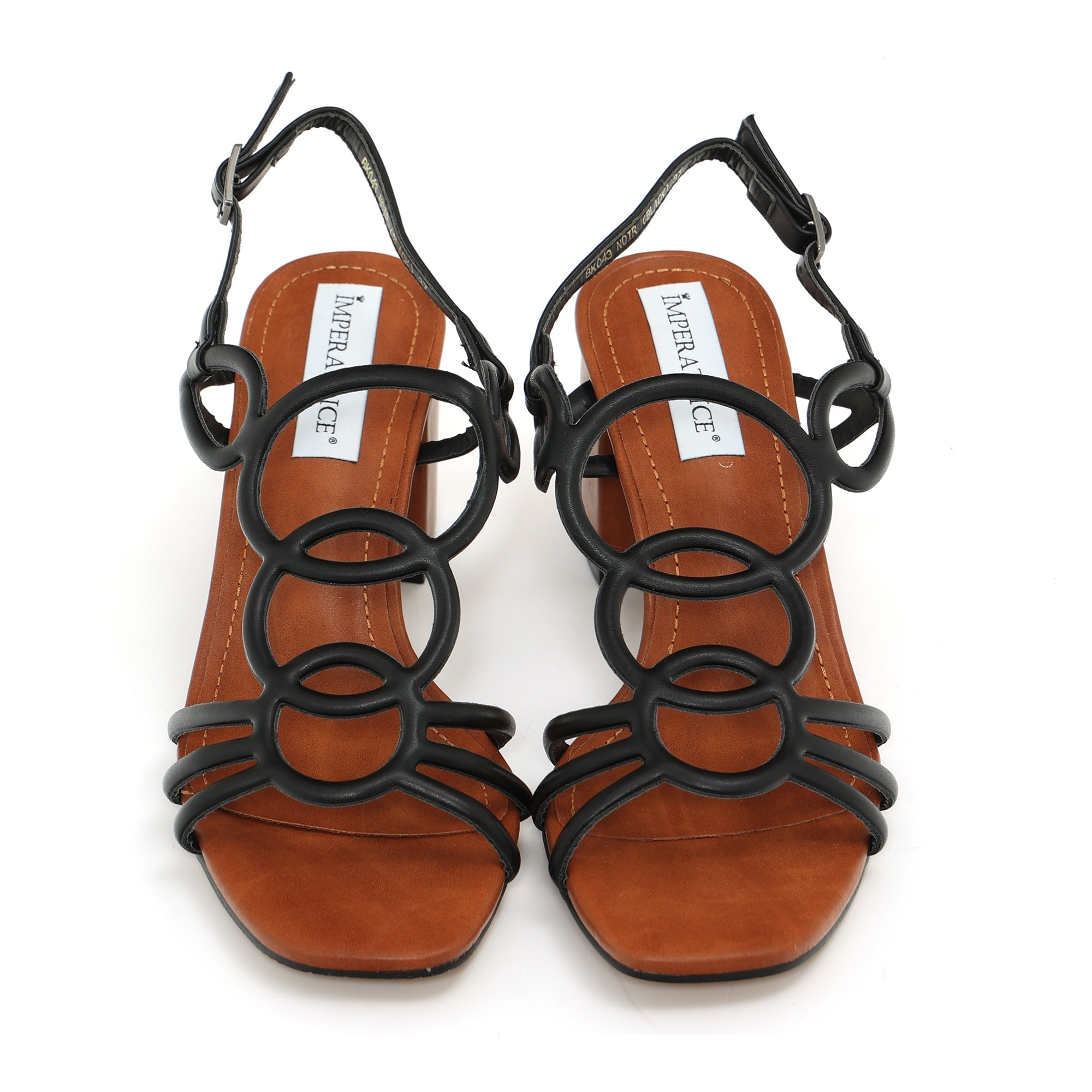 Sandali in simil pelle con tacco comodo