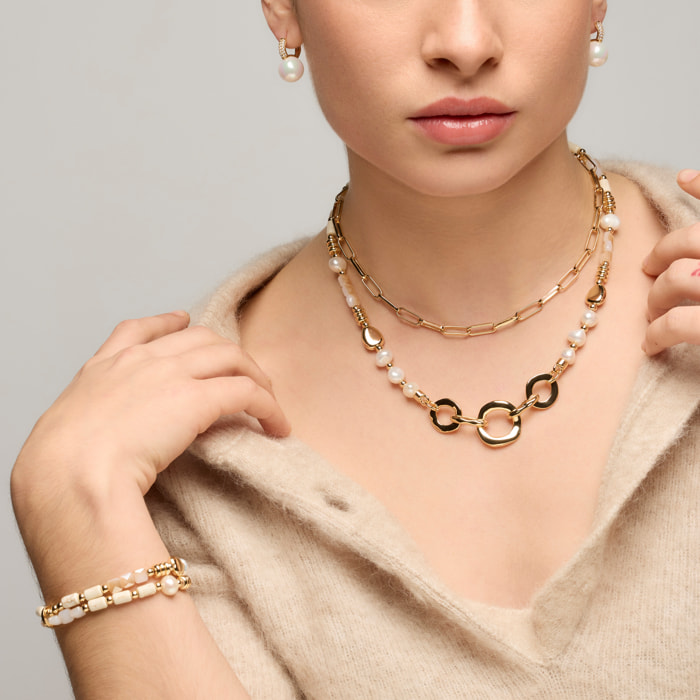 Pendientes acabado oro amarillo de 18k y Perla Blanca