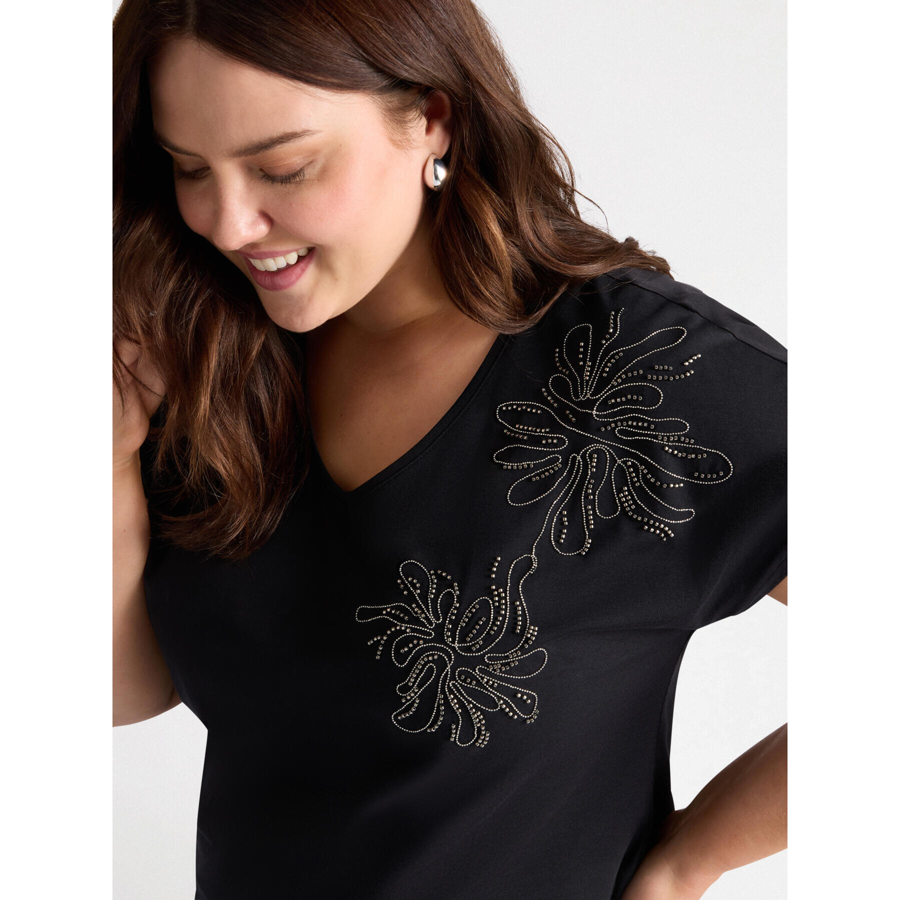 Fiorella Rubino - T-shirt con ricamo floreale - Nero