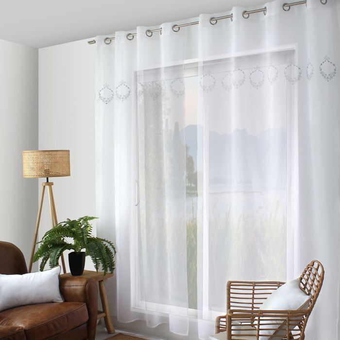 Voilage orné de broderies - Beige