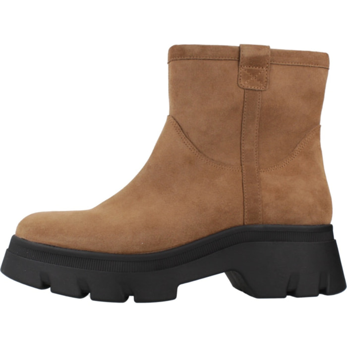 Botines Mujer de la marca GEOX  modelo D PLUETTE MARRON