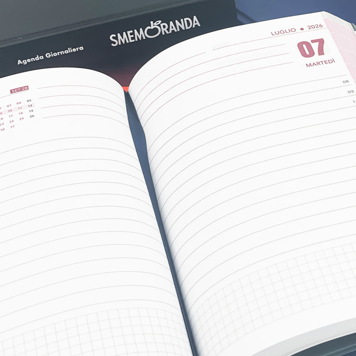 Agenda Smemoranda Racconti 2026 Giornaliera 12 mesi , B6, blu notte