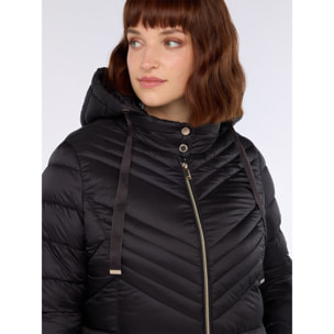 Fiorella Rubino - Piumino trapuntato disegno chevron con cappuccio - Nero