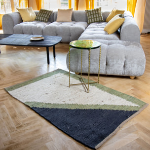 Table d'appoint avec plateau en verre vert et pieds en métal doré BELLI