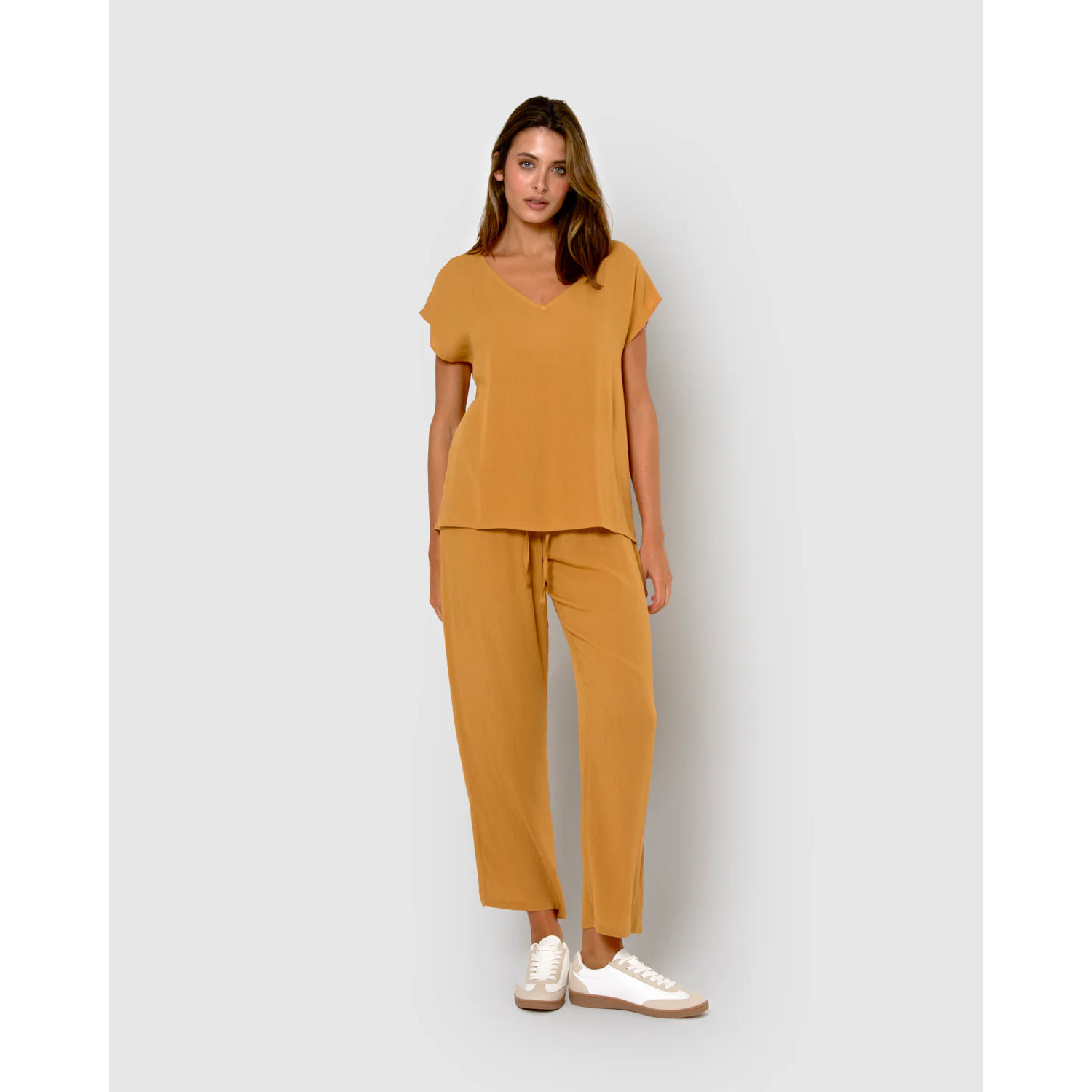 Camisa de mujer de viscosa bambula ocre