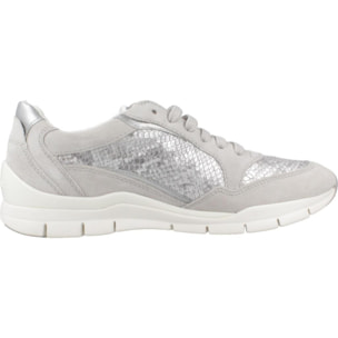 Sneakers de  Mujer de la marca GEOX  modelo D SUKIE GRIS