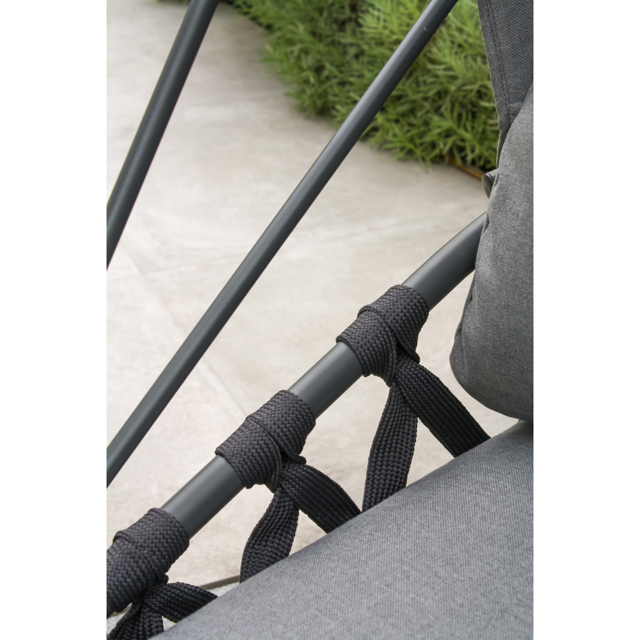 LACANAU - Balancelle de jardin en acier avec coussins