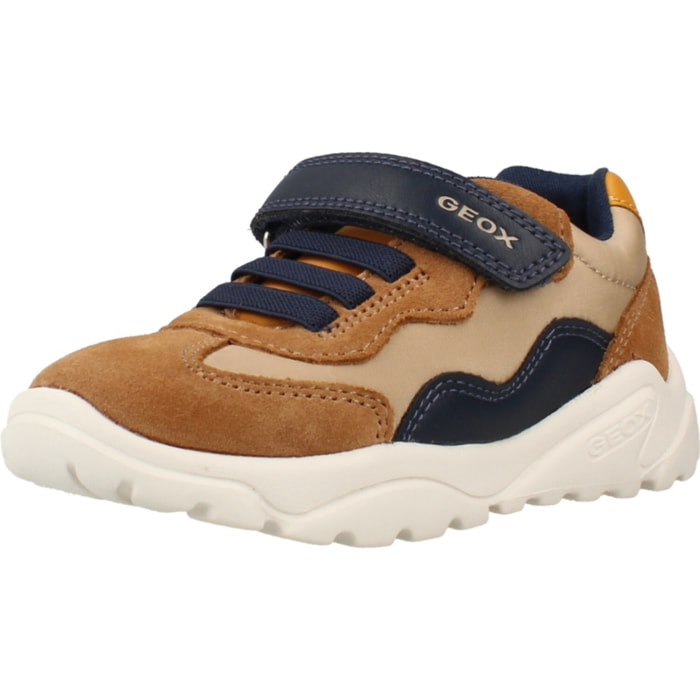 Zapatillas Niño de la marca GEOX  modelo B CIUFCIUF B MULTICOLOR