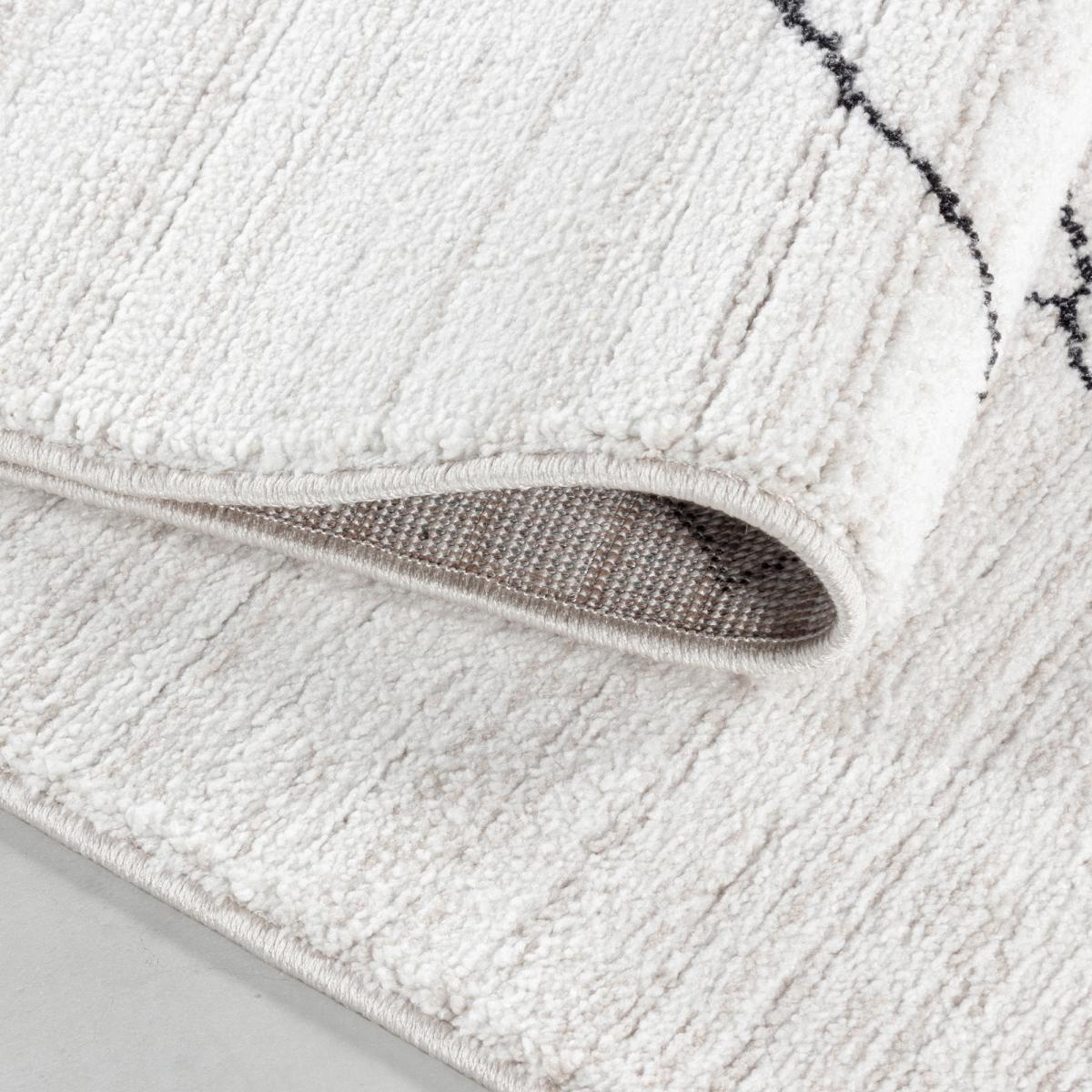 Tapis berbère tissé motifs ethno-chic RALA