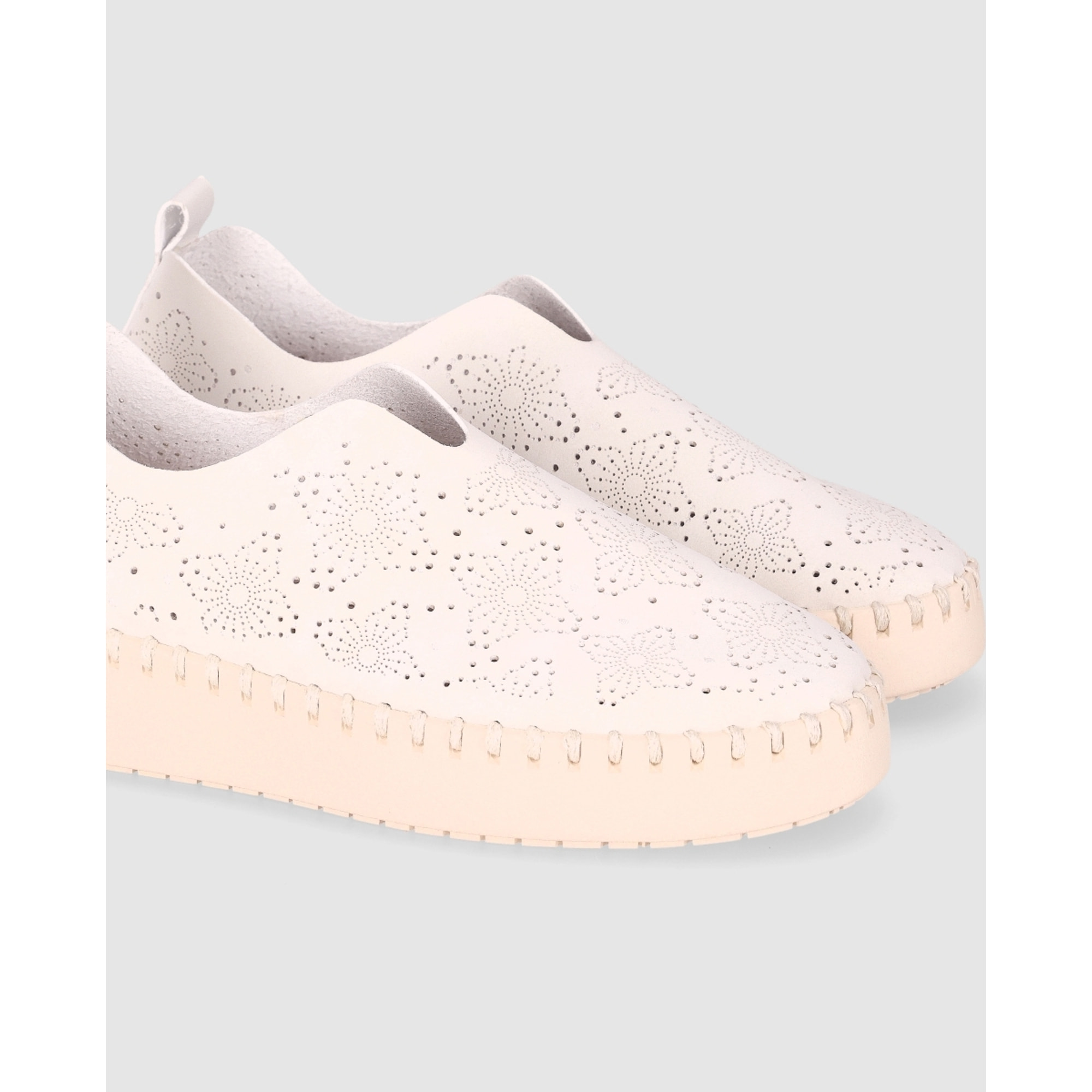 Zapatos de Piel Sintética - Beig - Tacón: 4 cm