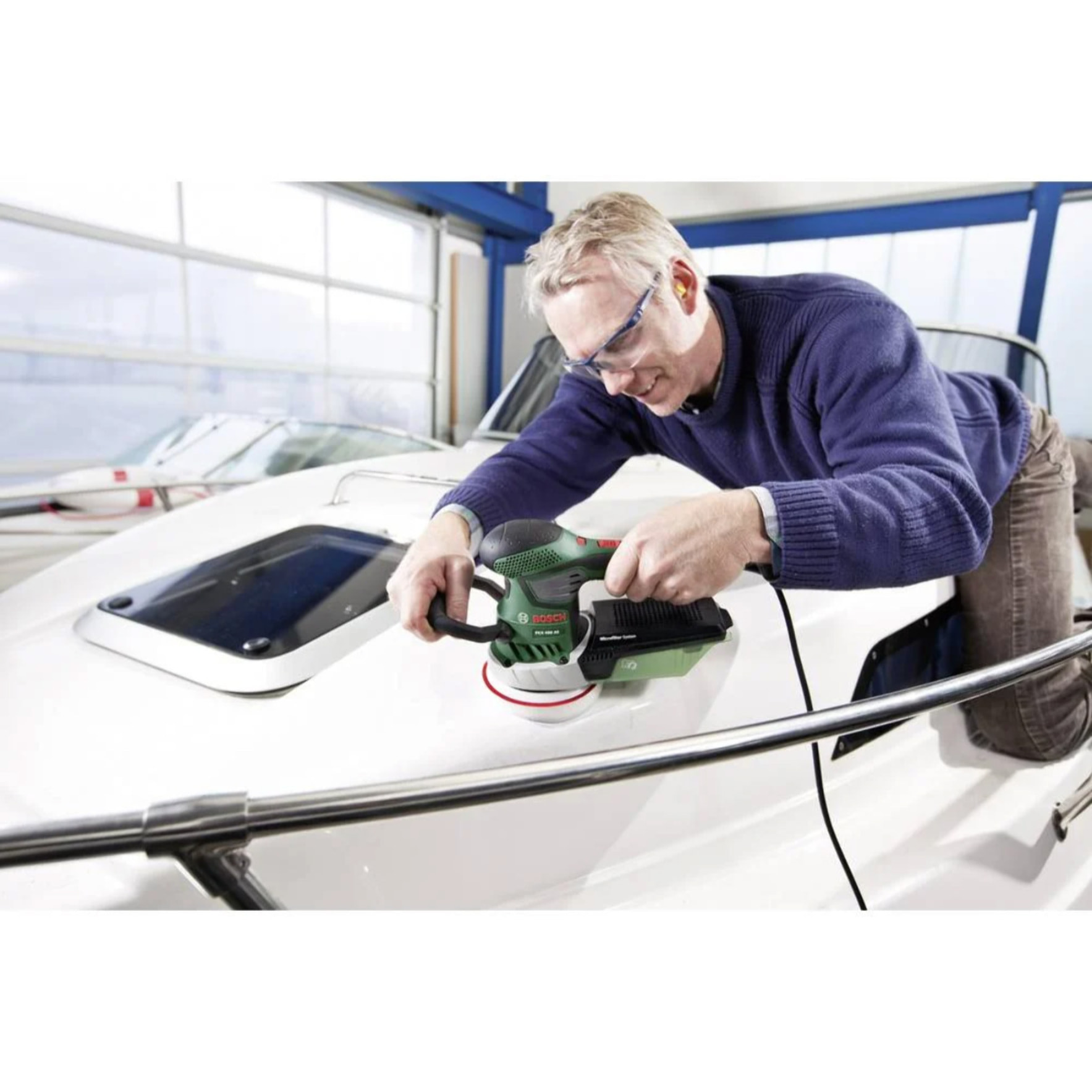 Lijadora excéntrica BOSCH PEX 400 AE - 350W - en caja + accesorios - 06033A4000