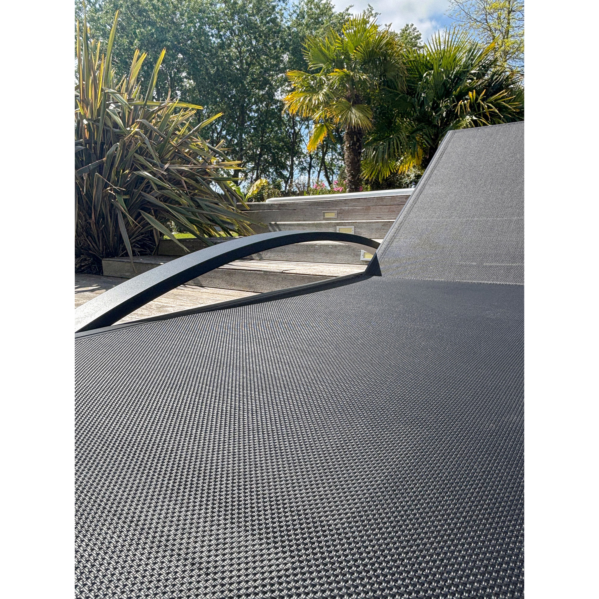 BARCELONA - Lot de 2 bains de soleil en toile plastifiée et aluminium