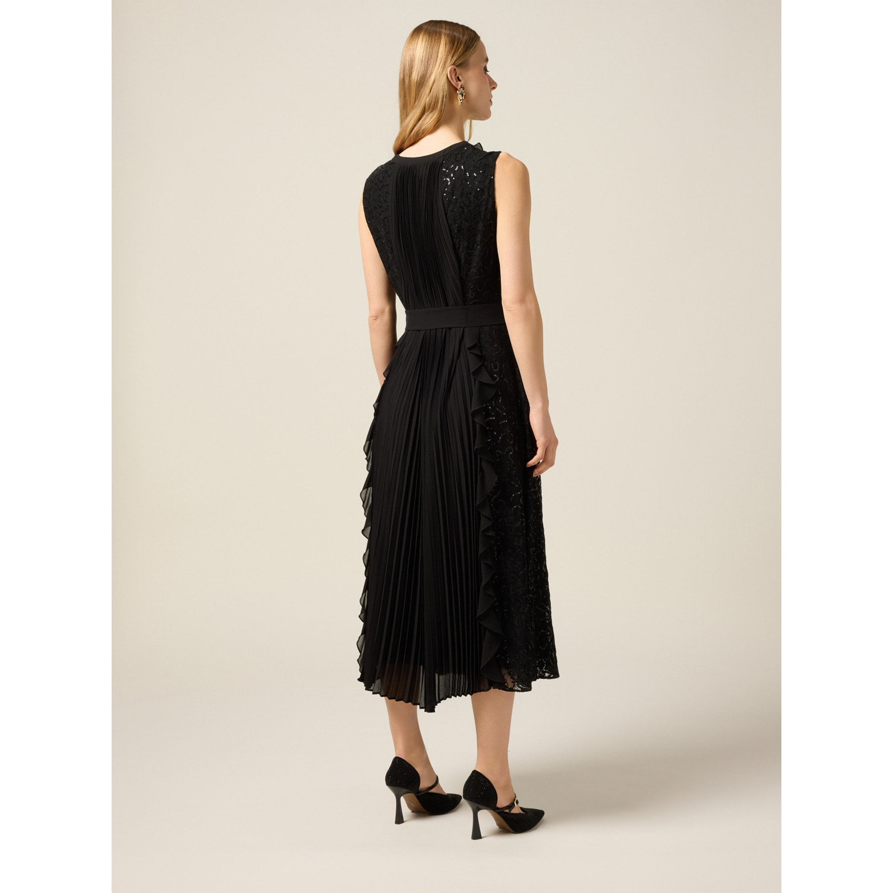 Oltre - Vestito midi con volant e paillettes - Nero