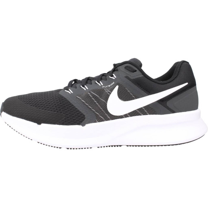 SNEAKERS NIKE  NIKE RUN SWIFT 3