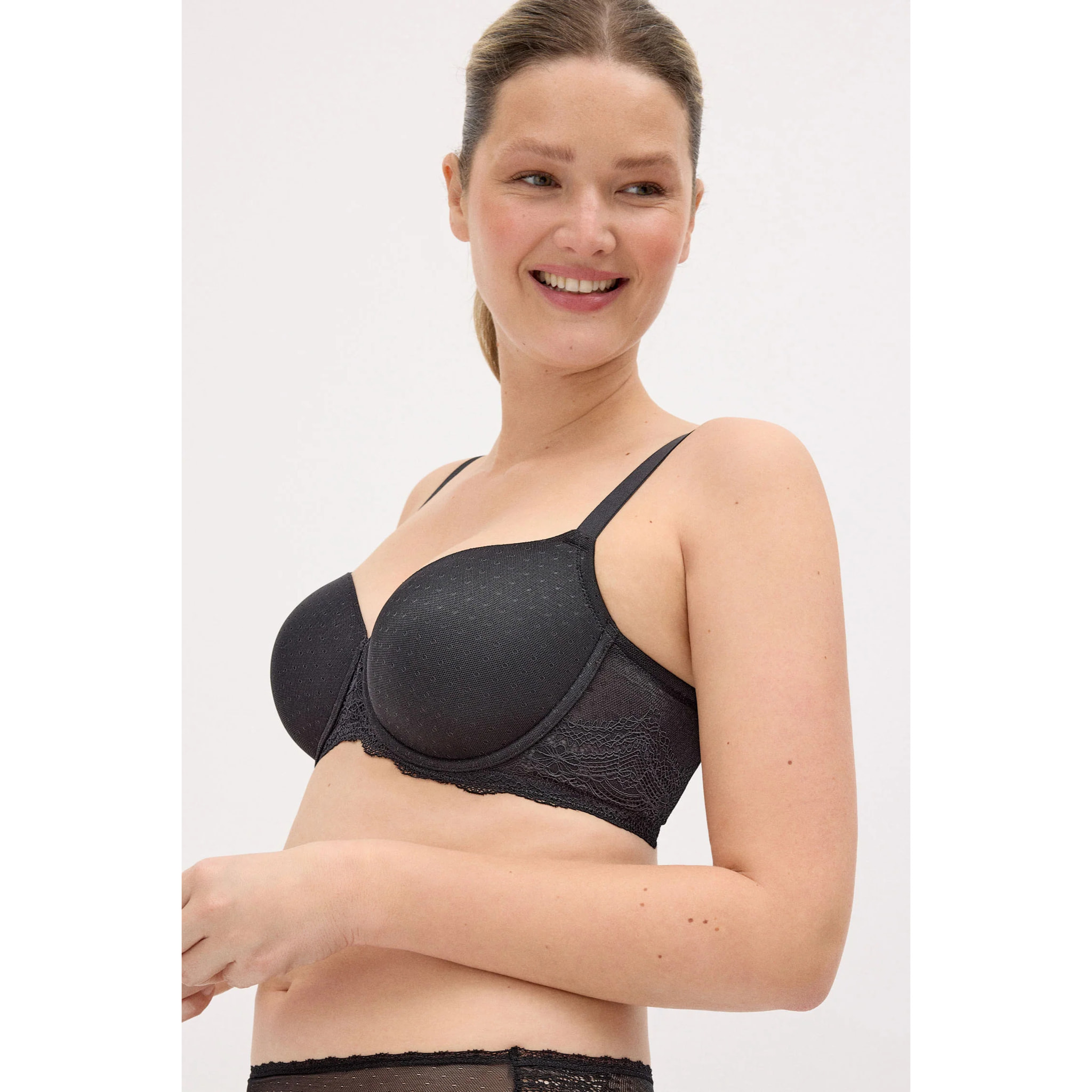 Reggiseno con ferrtto e imbottitura